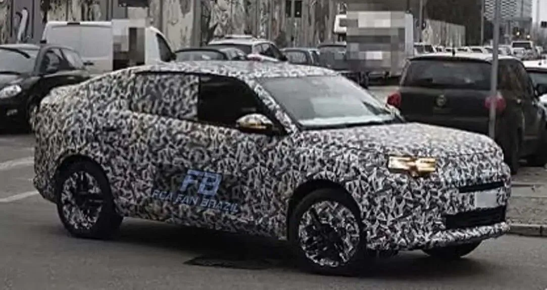 Легендарна Panda стане кросовером: перші фото і ціна