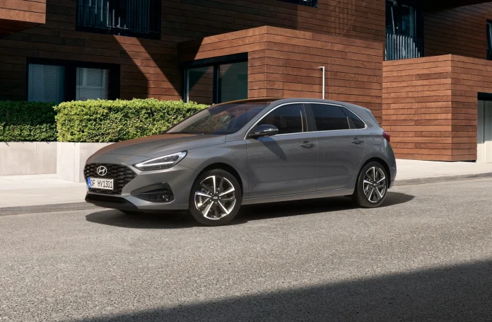 Десять надійних авто для сім'ї, що не вдарять по бюджету