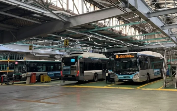 Автобуси з Парижа відновлюють маршрути Київщини Автобуси з Парижа відновлюють маршрути Київщини