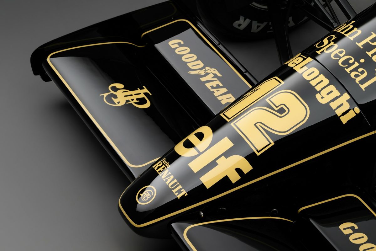 Легендарний болід Айртона Сенни Lotus 98T виставили на аукціон: очікується рекордна ціна - фото 7