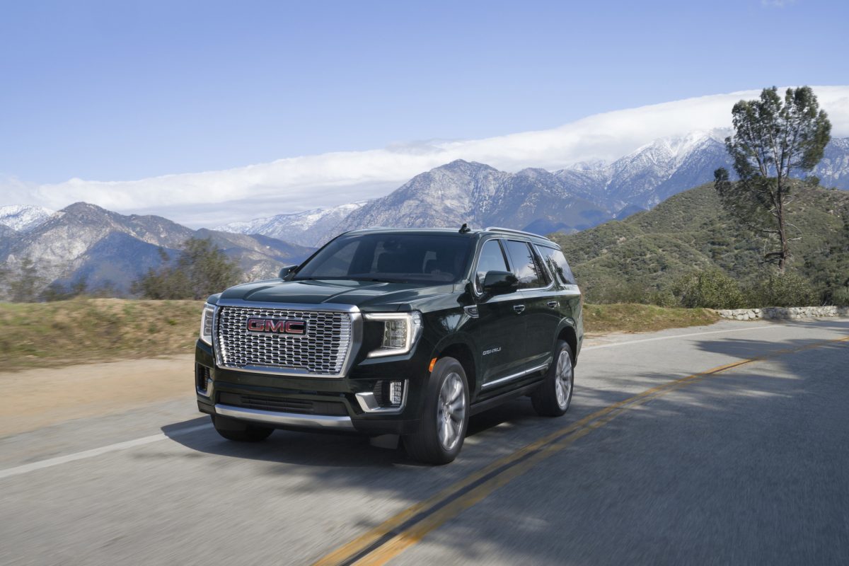General Motors відкликає тисячі позашляховиків та пікапів: існує ризик блокування коліс на ходу - фото 1