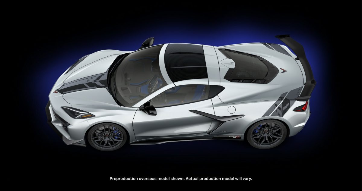Chevrolet випустив ексклюзивний Corvette Z06 на честь перегонів «12 годин Батерста» - фото 1