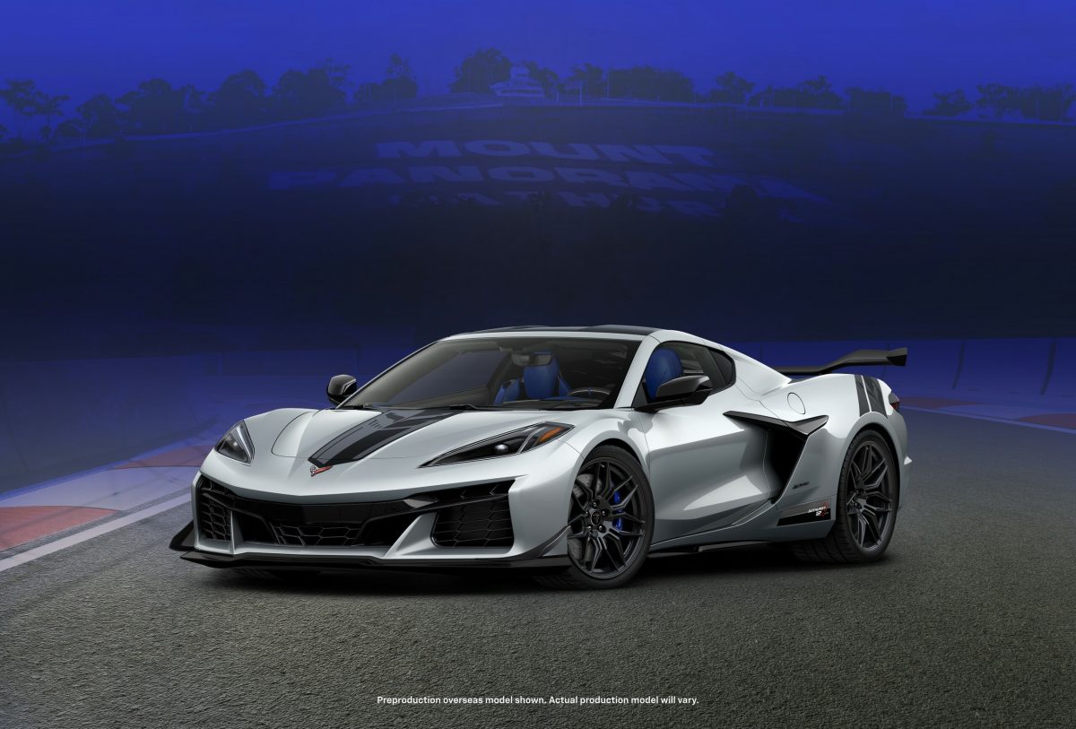 Chevrolet випустив ексклюзивний Corvette Z06 на честь перегонів «12 годин Батерста» - фото 5