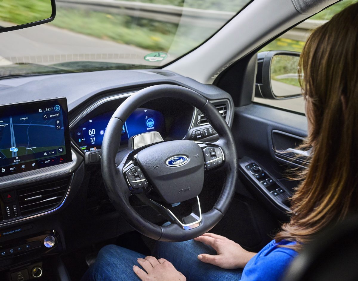 Ford Kuga 2026 отримав важливе оновлення в Європі на тлі відходу Escape у США - фото 1