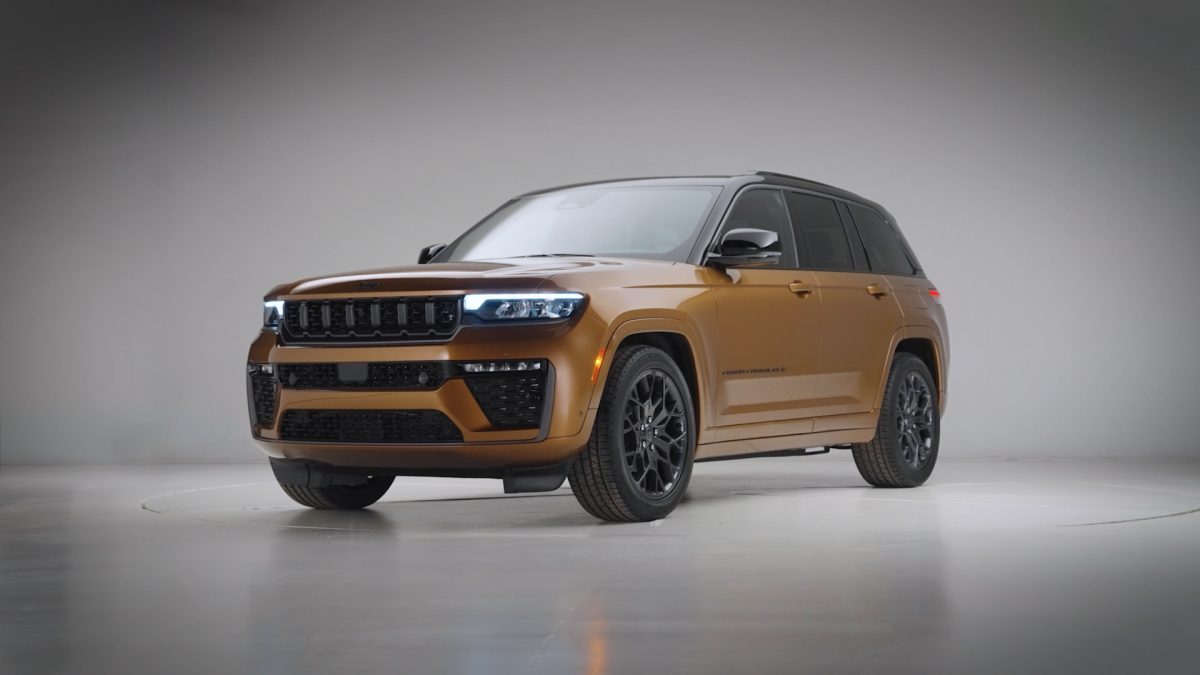 Jeep натякає на повернення двигуна V8 для Grand Cherokee: компанія «чує» клієнтів - фото 8