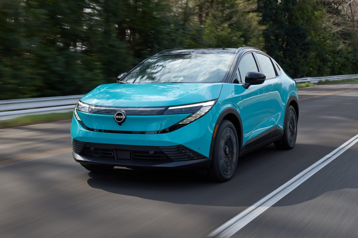 Nissan відклав випуск найдешевшої версії нового Leaf: майбутнє бюджетного електрокара під питанням - фото 8