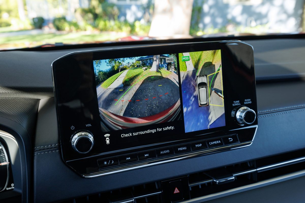 Nissan назвав ціни на плагін-гібрид Rogue 2026: близнюк Mitsubishi Outlander виявився дорожчим - фото 8