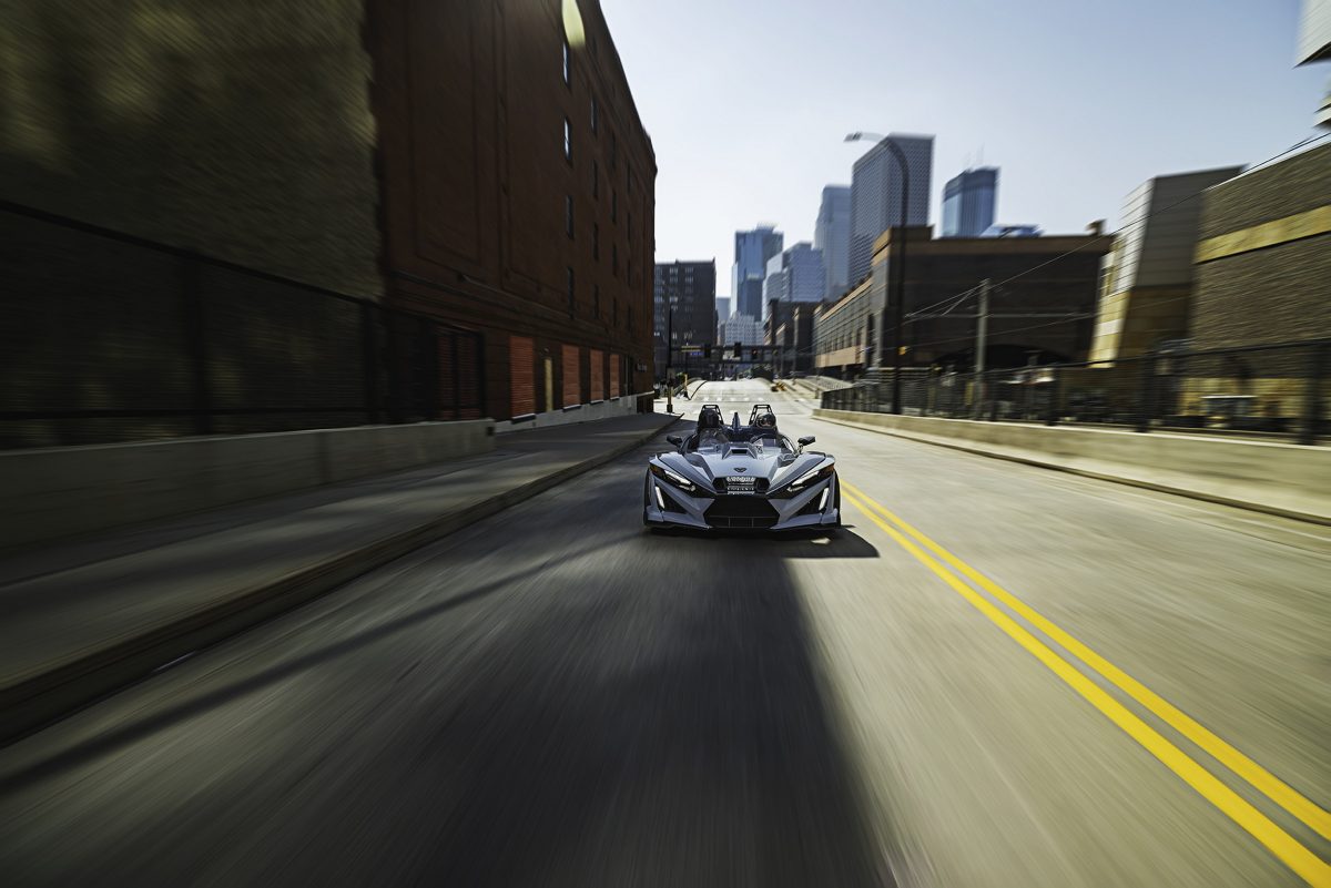 Polaris випустила ефектну спецверсію трицикла Slingshot Signature Edition - фото 6