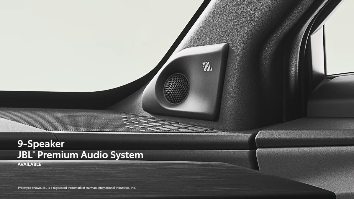 Toyota розкрила ціни на електричний кросовер C-HR 2026 року: потужність та комплектації - фото 6