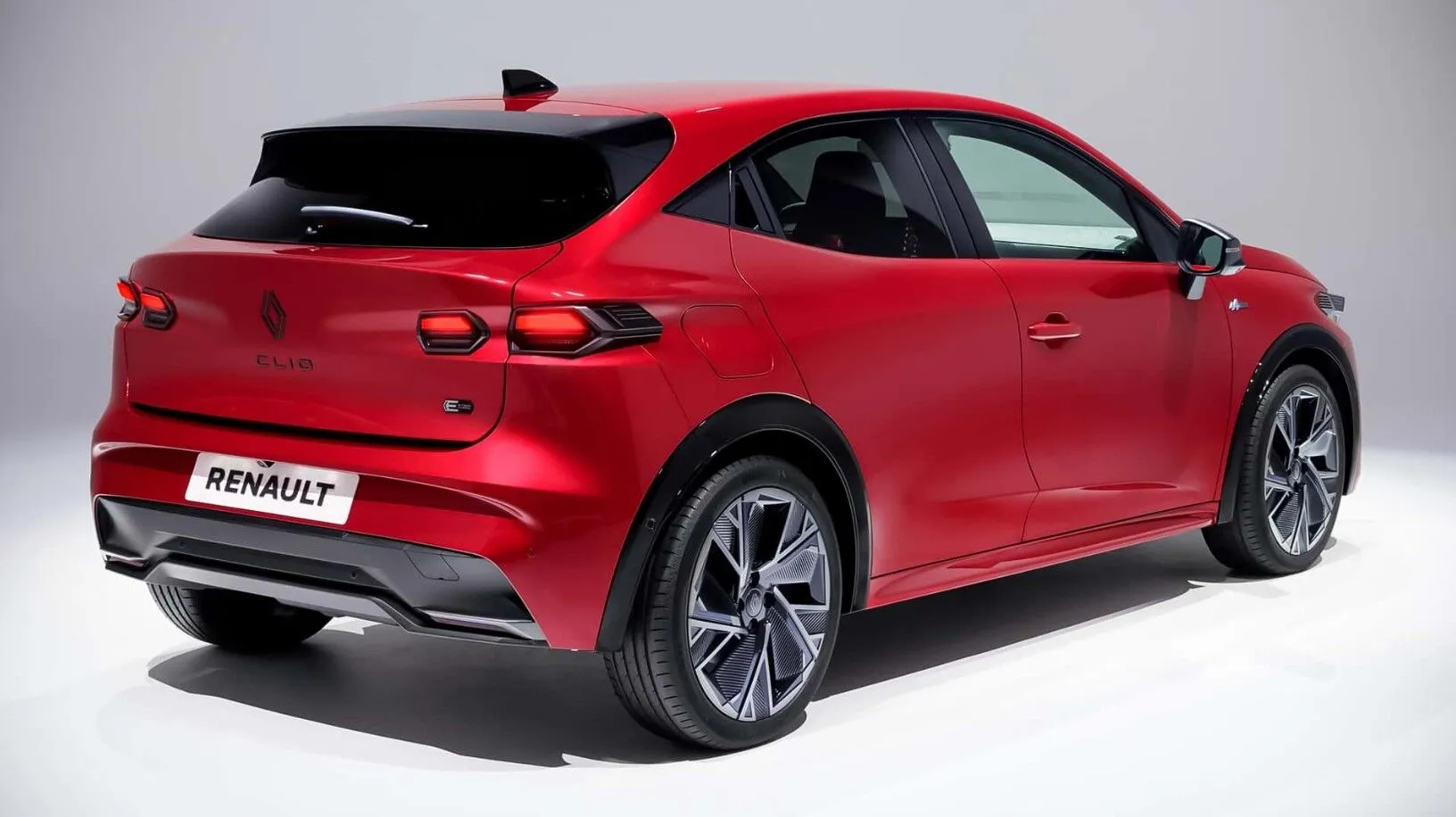 Камбек року: новий Renault Clio знову став бестселером