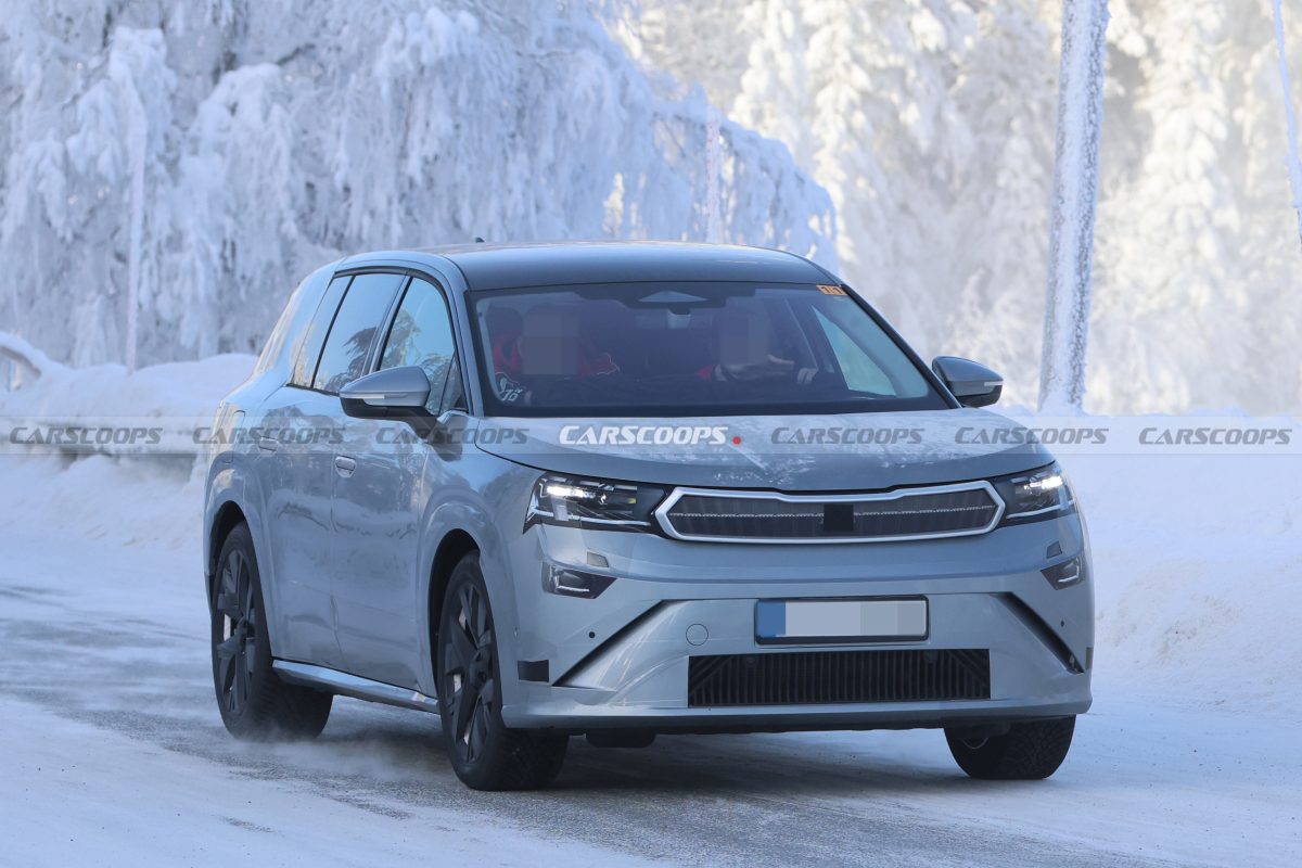 Електричний флагман Skoda Peaq: шпигунські фото та нові подробиці - фото 4