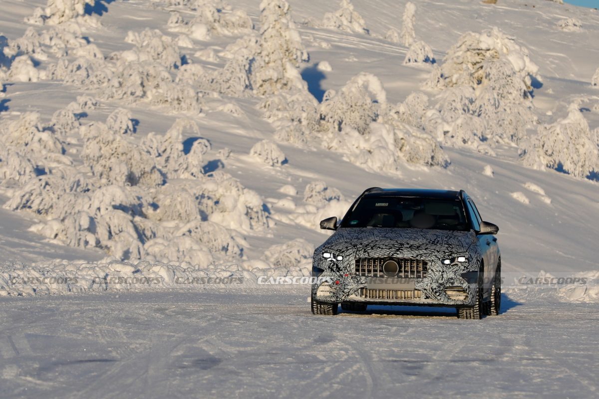 Mercedes-AMG виправляє помилки: 4-циліндрові мотори замінять на рядні «шістки» та V8 - фото 5
