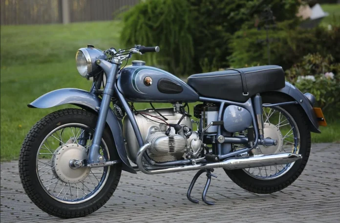 Скарб Київського мотозаводу виставили на продаж Скарб Київського мотозаводу виставили на продаж