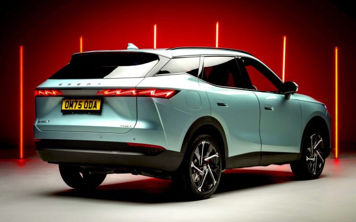 Канадці підтримують імпорт китайських електромобілів попри політичні суперечки: результати опитування