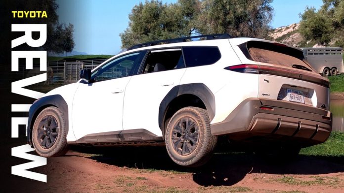 Toyota bZ Woodland: електричний кросовер із динамікою спорткара та практичністю універсала