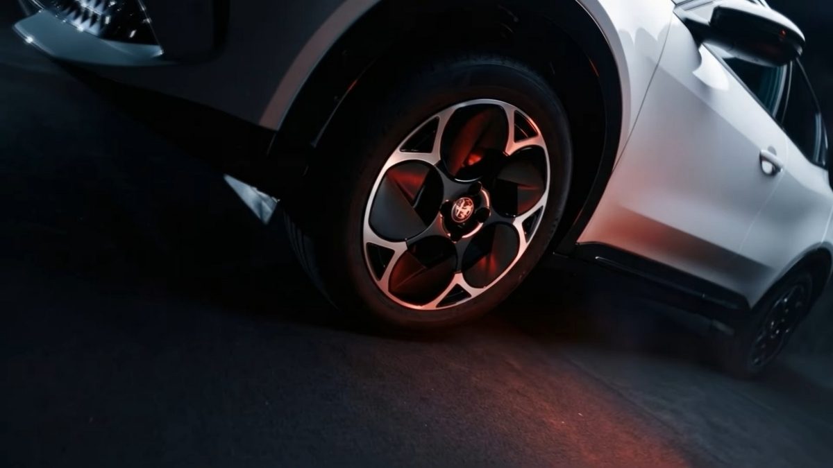 Alfa Romeo Junior отримав ексклюзивну версію та повернув «фірмову» особливість, від якої відмовились у Європі - фото 8