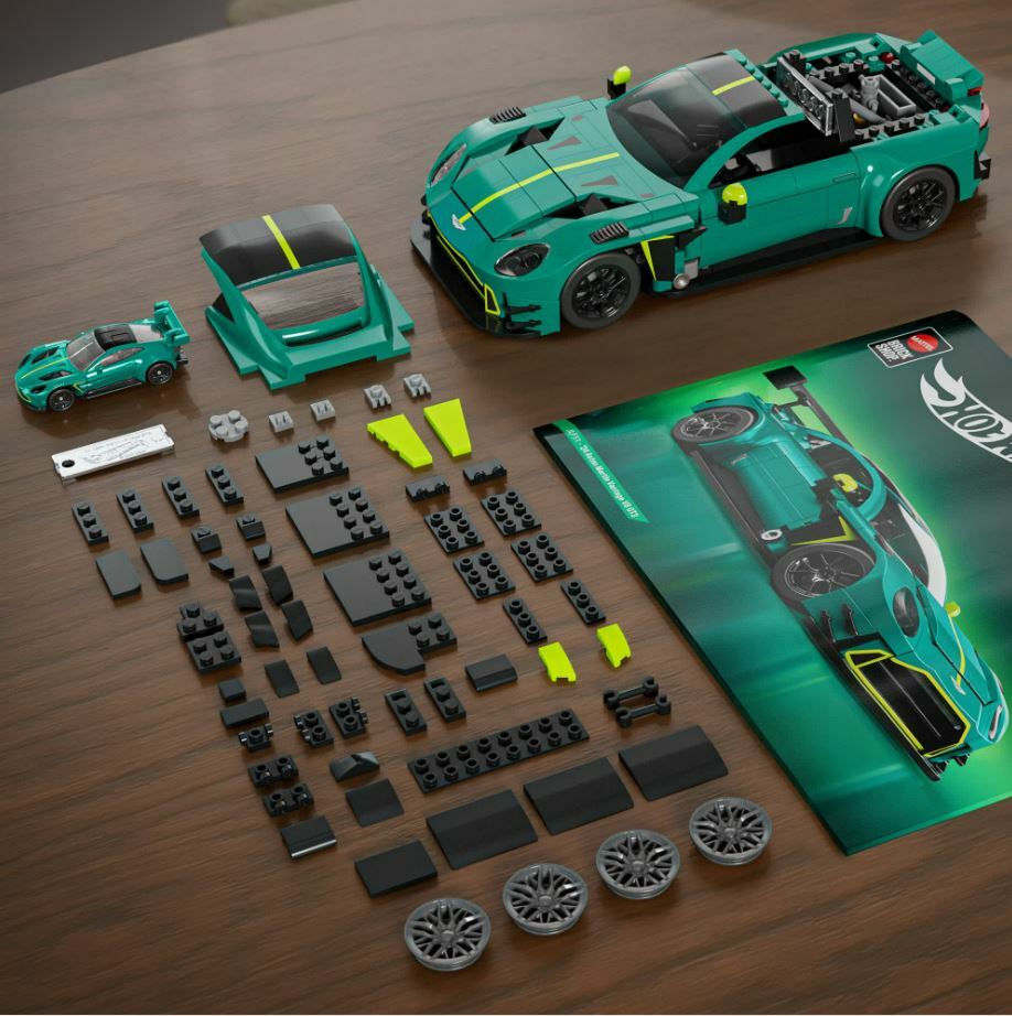 Mattel кидає виклик Lego: представлено деталізований конструктор Aston Martin Vantage GT3 - фото 2