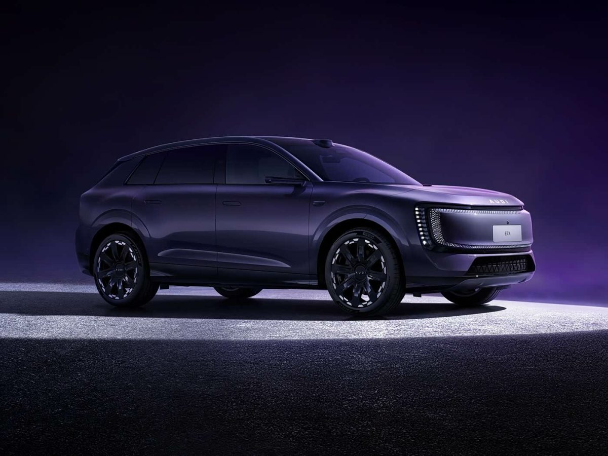 Audi показала новий електричний кросовер E7X під час зимових випробувань - фото 3