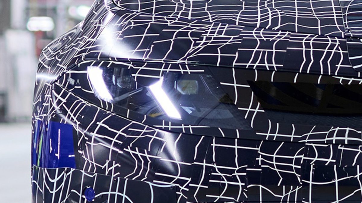 BMW розпочала передсерійне виробництво нового електричного i3: перші офіційні фото та деталі - фото 7