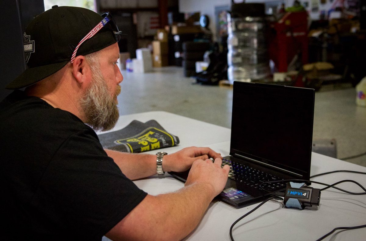 Тюнери зламали захист нового Chevrolet Corvette ZR1: потужність перевалила за 1300 сил - фото 5