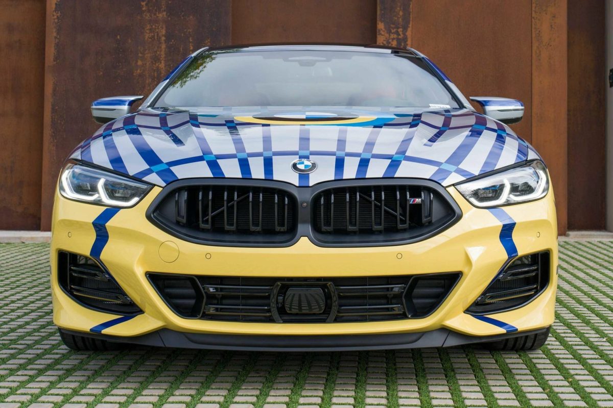 Ексклюзивний BMW 8 Series від Джеффа Кунса втратив понад 200 тисяч доларів у ціні - фото 1