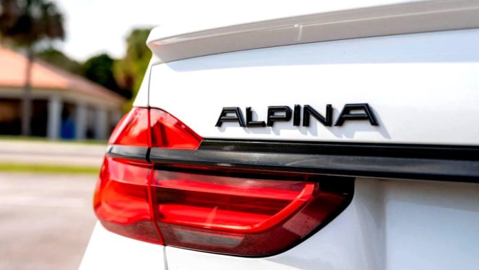 Розкішний Alpina B7 за ціною Toyota Camry: у чому підступ?