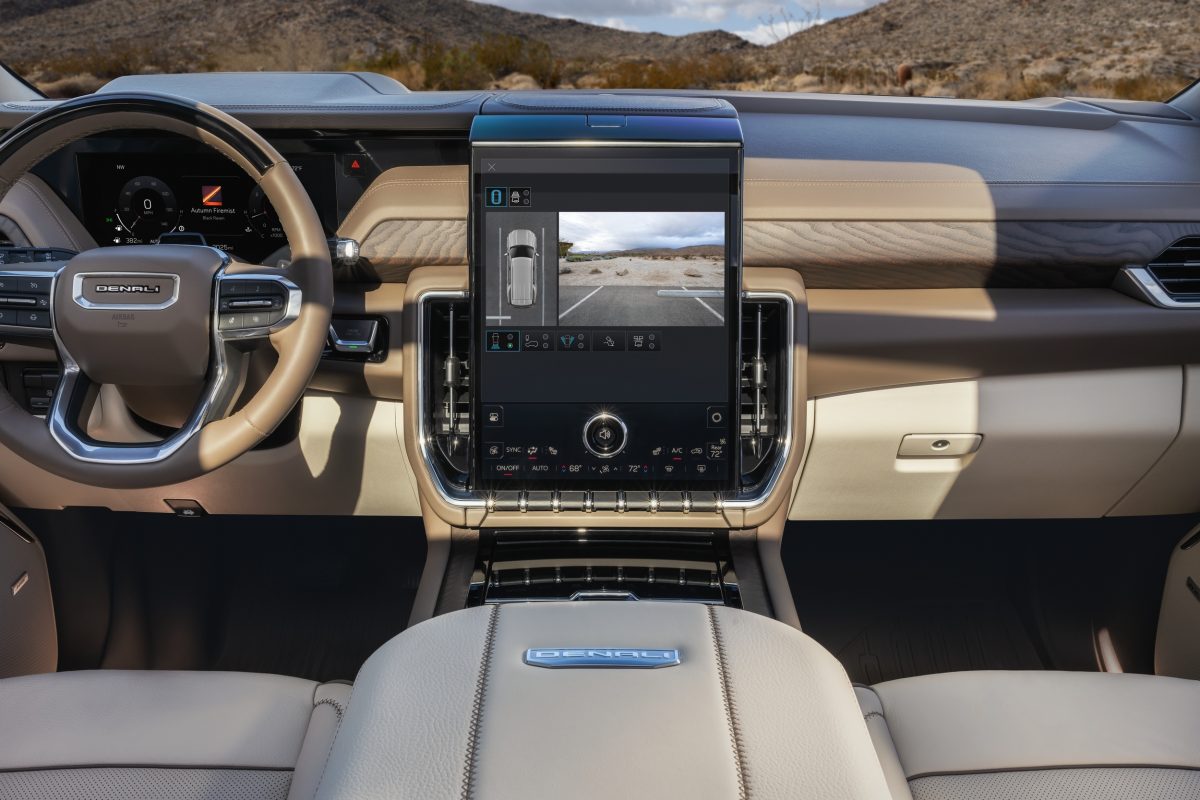 General Motors офіційно повертає свої найбільші позашляховики та пікапи до Великої Британії - фото 6