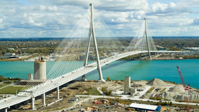 Трамп погрожує заблокувати відкриття мосту Горді Хоу: під загрозою логістика автопрому