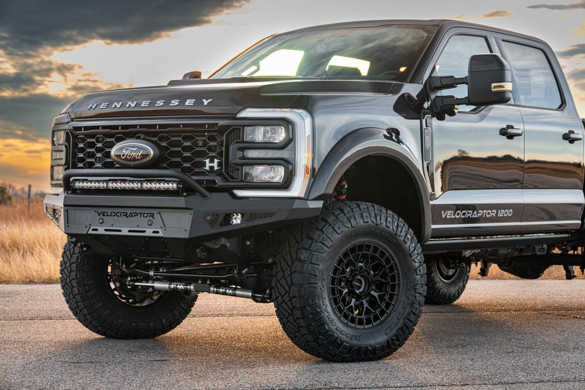Hennessey перетворила Ford F-250 на монстра VelociRaptor 1200 до 250-річчя США - фото 4