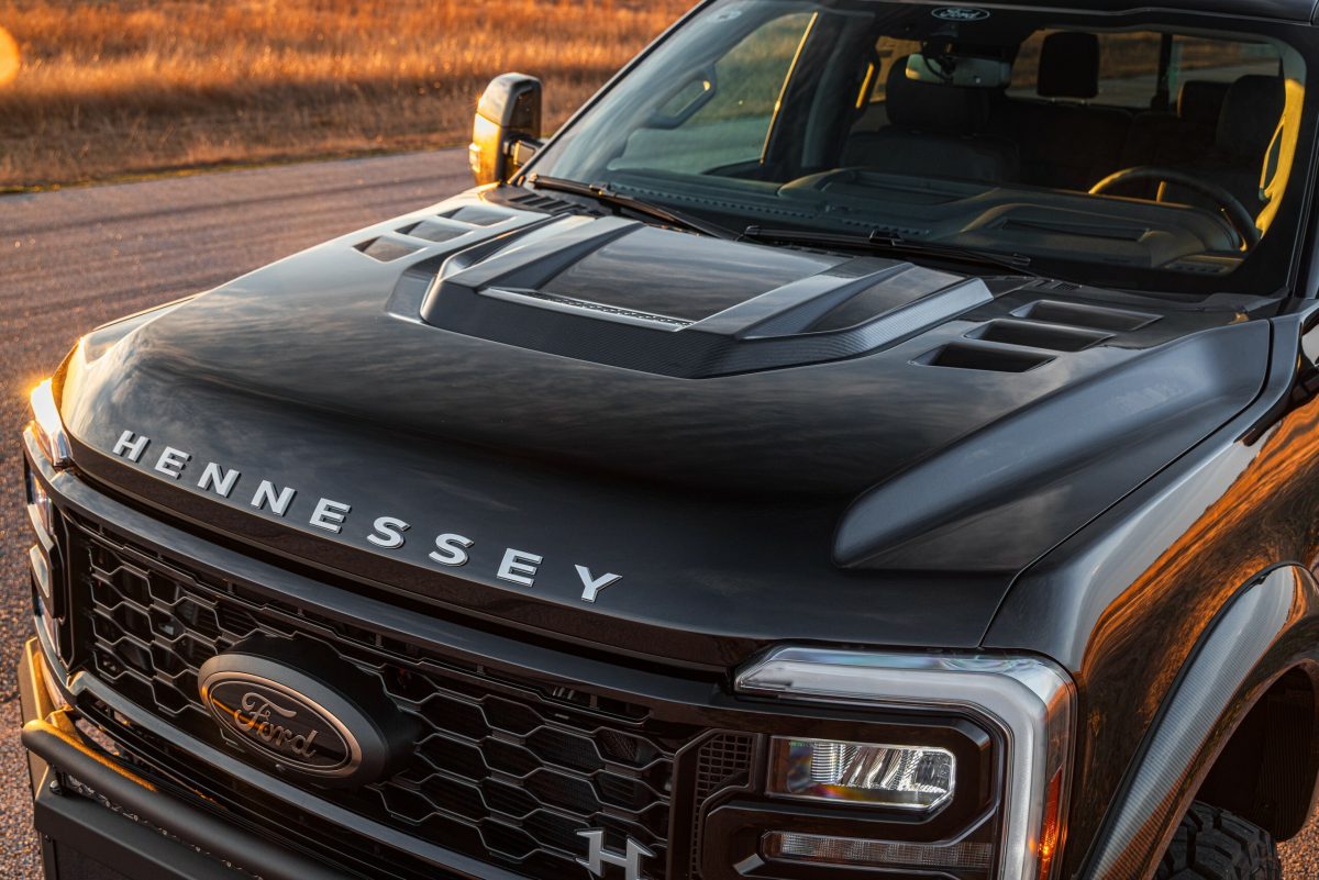 Hennessey перетворила Ford F-250 на монстра VelociRaptor 1200 до 250-річчя США - фото 6