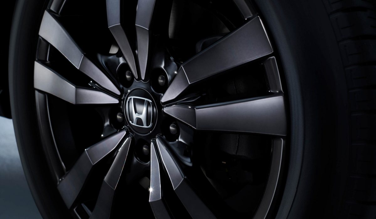 Honda оновила кросовер ZR-V: тепер тільки гібрид і нова «позашляхова» версія - фото 5