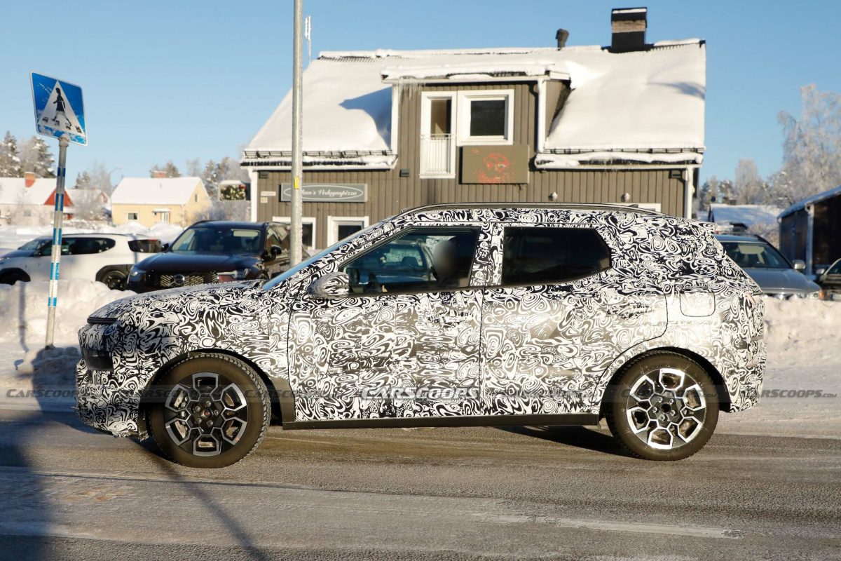 Новий Hyundai Bayon помітили на тестах: кросовер стане більшим і отримає повноцінний гібрид - фото 6