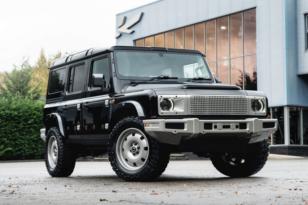 Тюнери перетворили Ineos Grenadier на копію класичного Land Rover Defender - фото 6