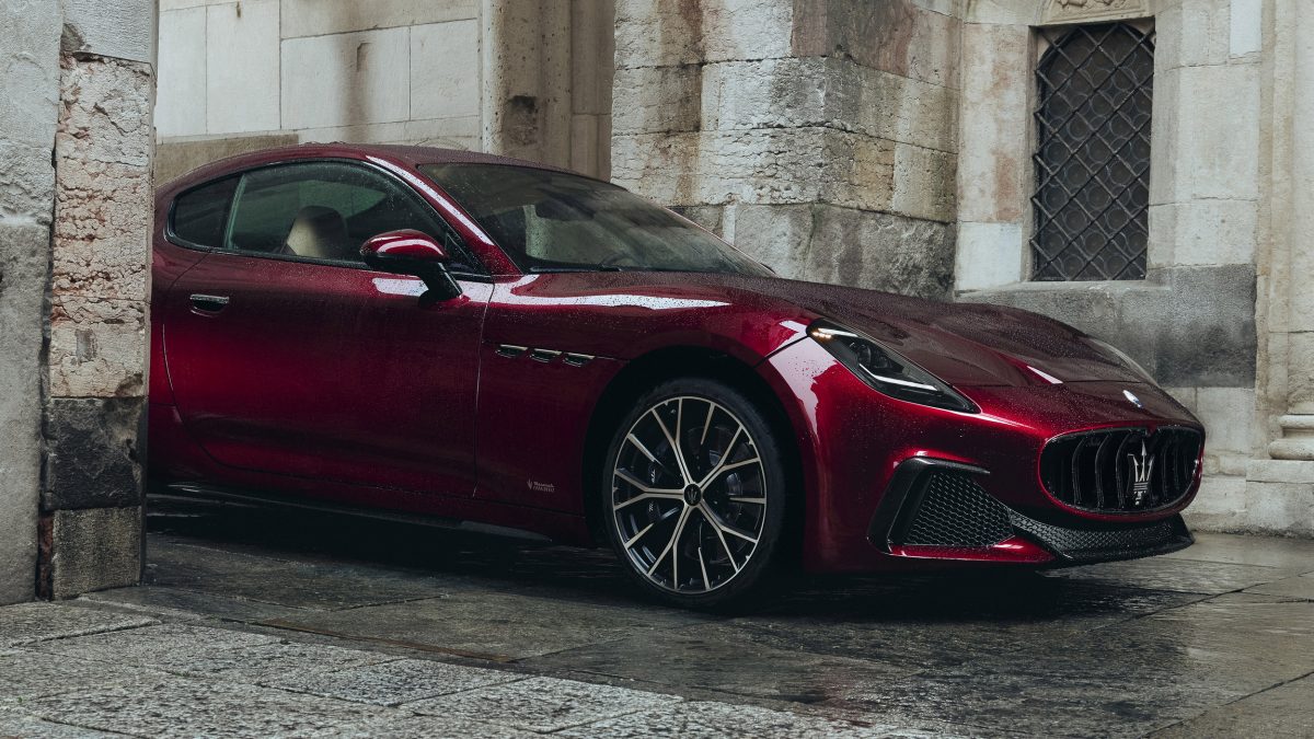 Maserati на дні: у 2025 році бренд продав менше авто, ніж Ferrari та Lamborghini - фото 3