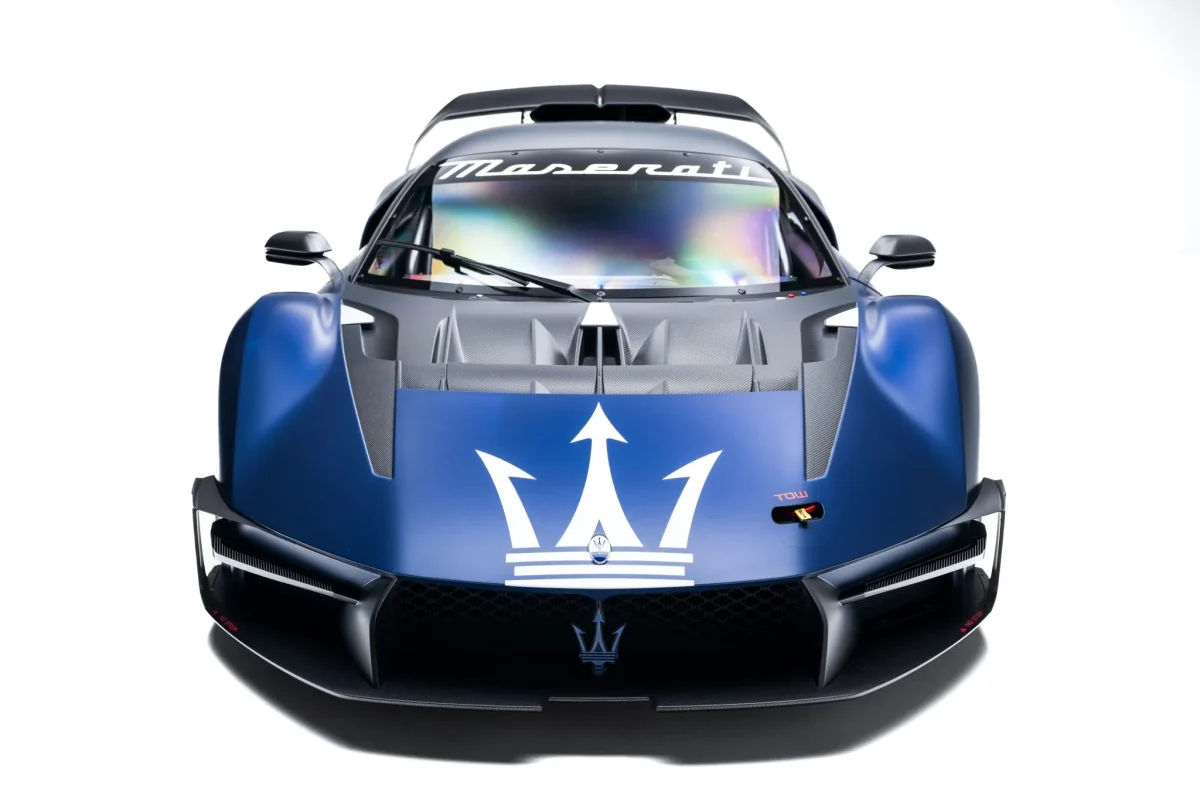 Maserati заблокувала продаж рідкісного суперкара MCXtrema на аукціоні: що сталося? - фото 8