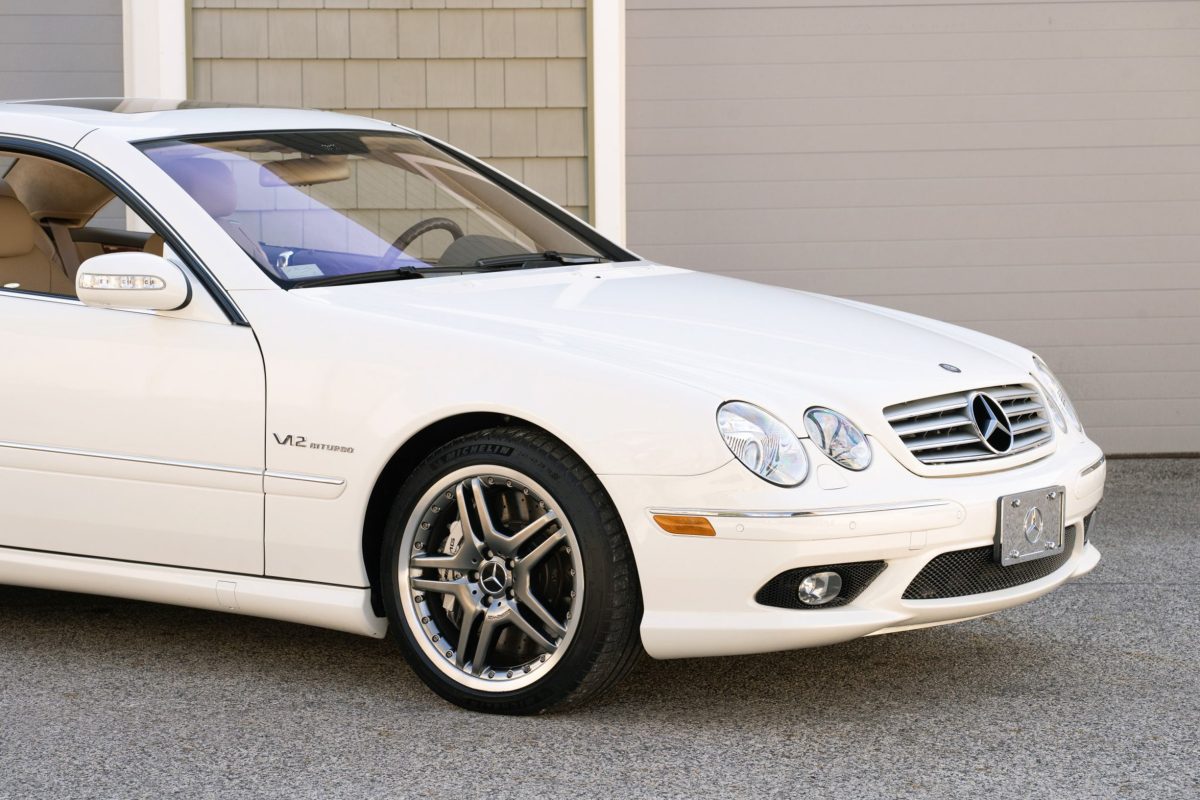 20-річний Mercedes CL65 AMG пішов з молотка за понад 300 000 доларів: у чому секрет? - фото 3