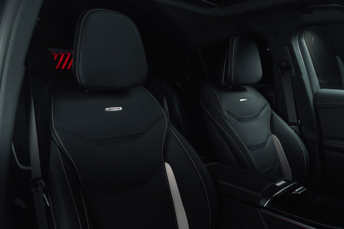 Mercedes-AMG прислухався до фанатів: новий GLC 53 повертає 6-циліндровий двигун - фото 6