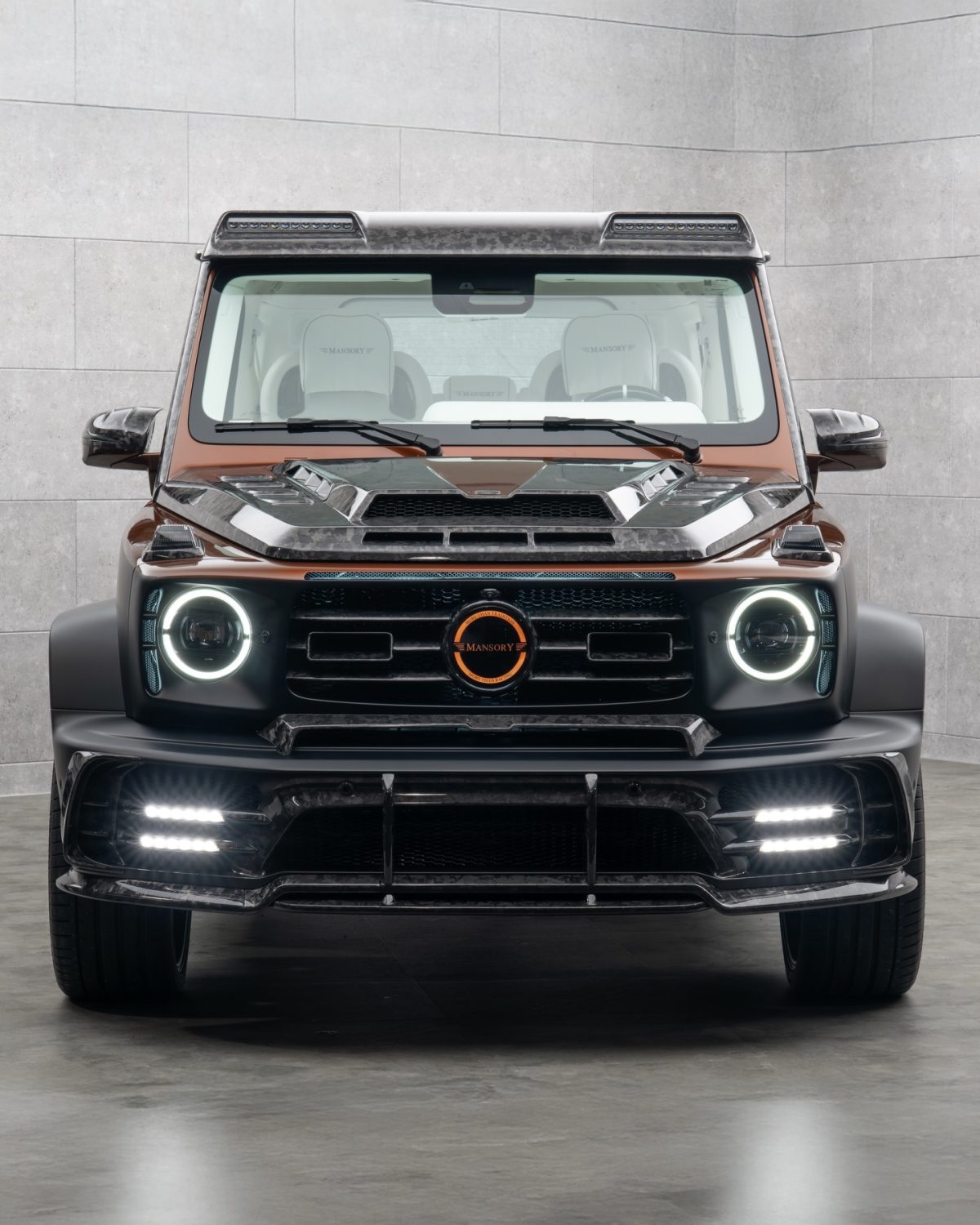 Mansory перетворив Mercedes G-Class на епатажне купе з «суїцидальними» дверима - фото 1