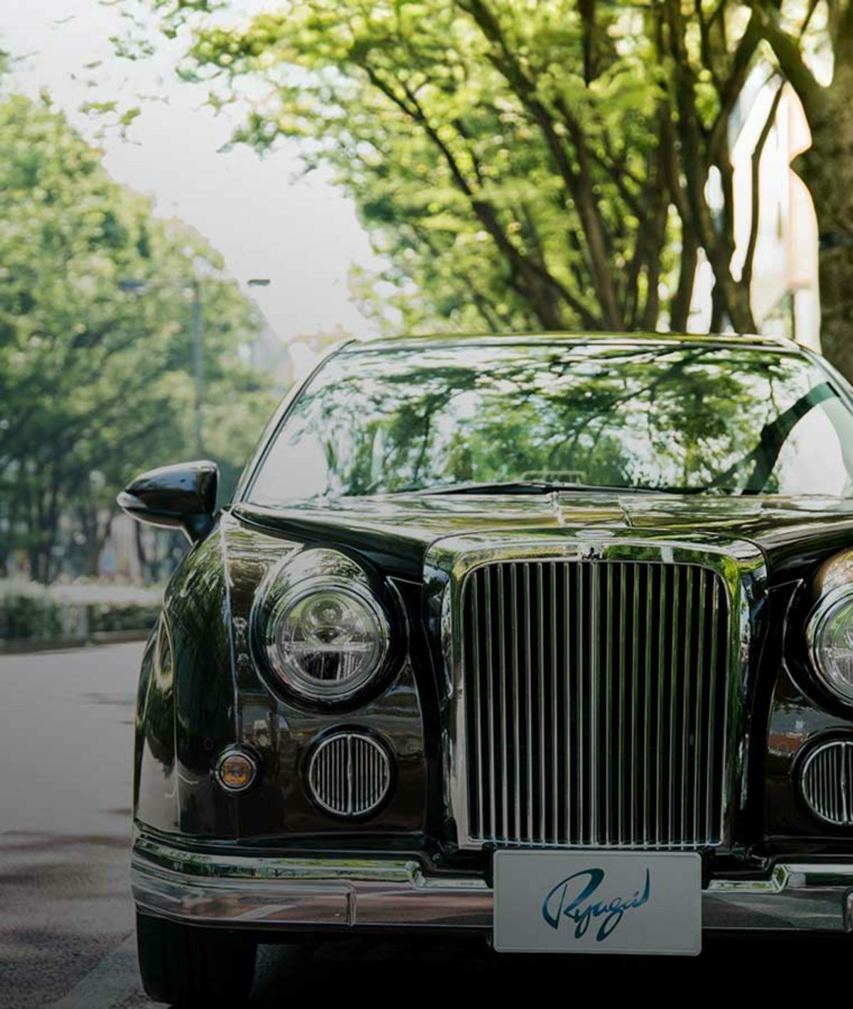 Toyota Corolla в образі аристократа: Mitsuoka представила прощальну версію седана Ryugi - фото 8