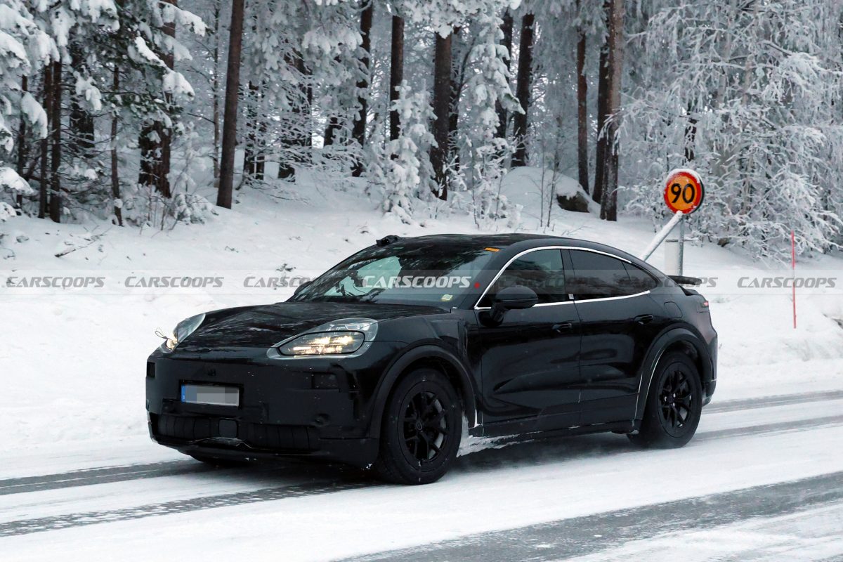 Електричний монстр від Porsche: шпигуни помітили Cayenne Coupe Turbo GT з фіксованим антикрилом - фото 6