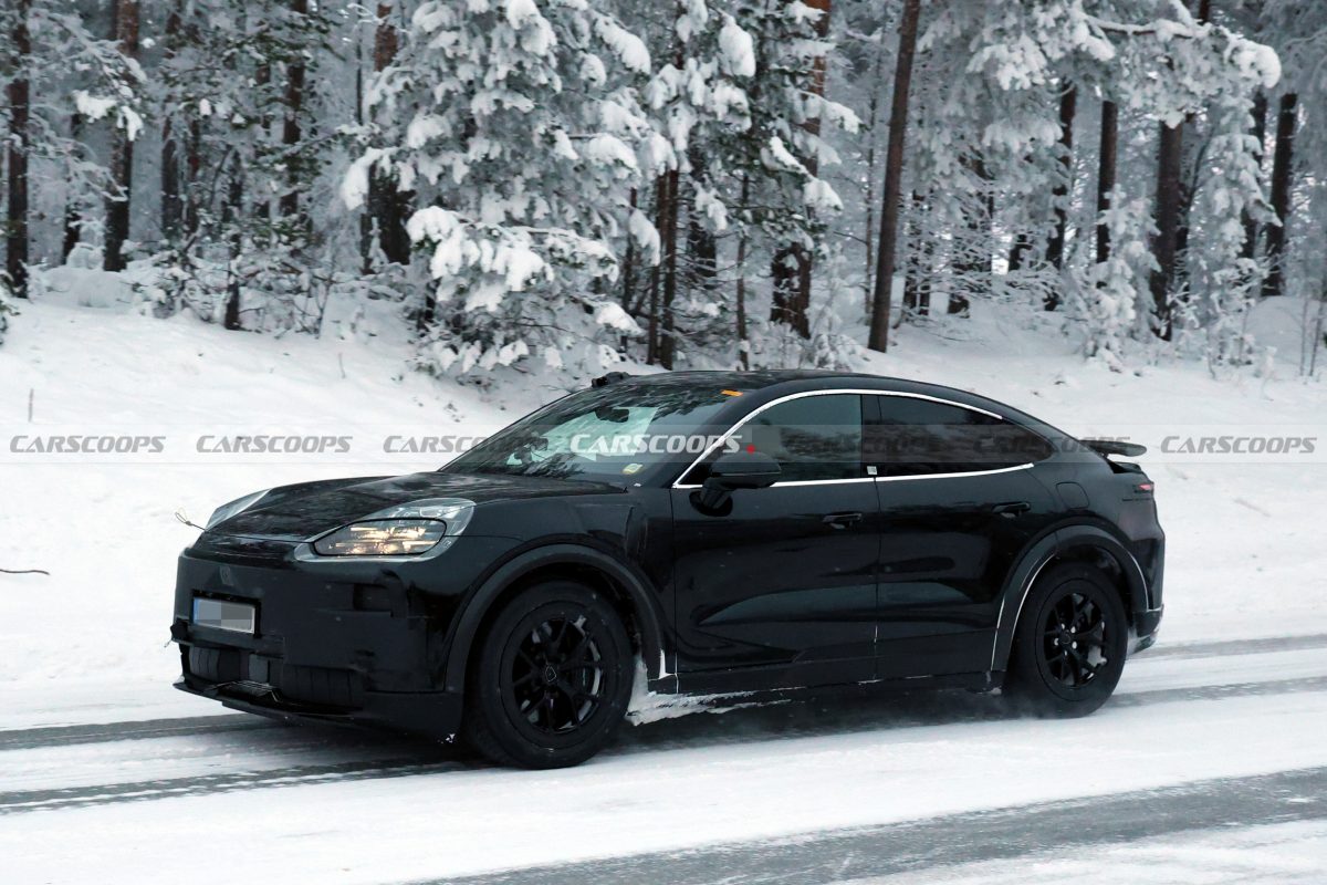 Електричний монстр від Porsche: шпигуни помітили Cayenne Coupe Turbo GT з фіксованим антикрилом - фото 7