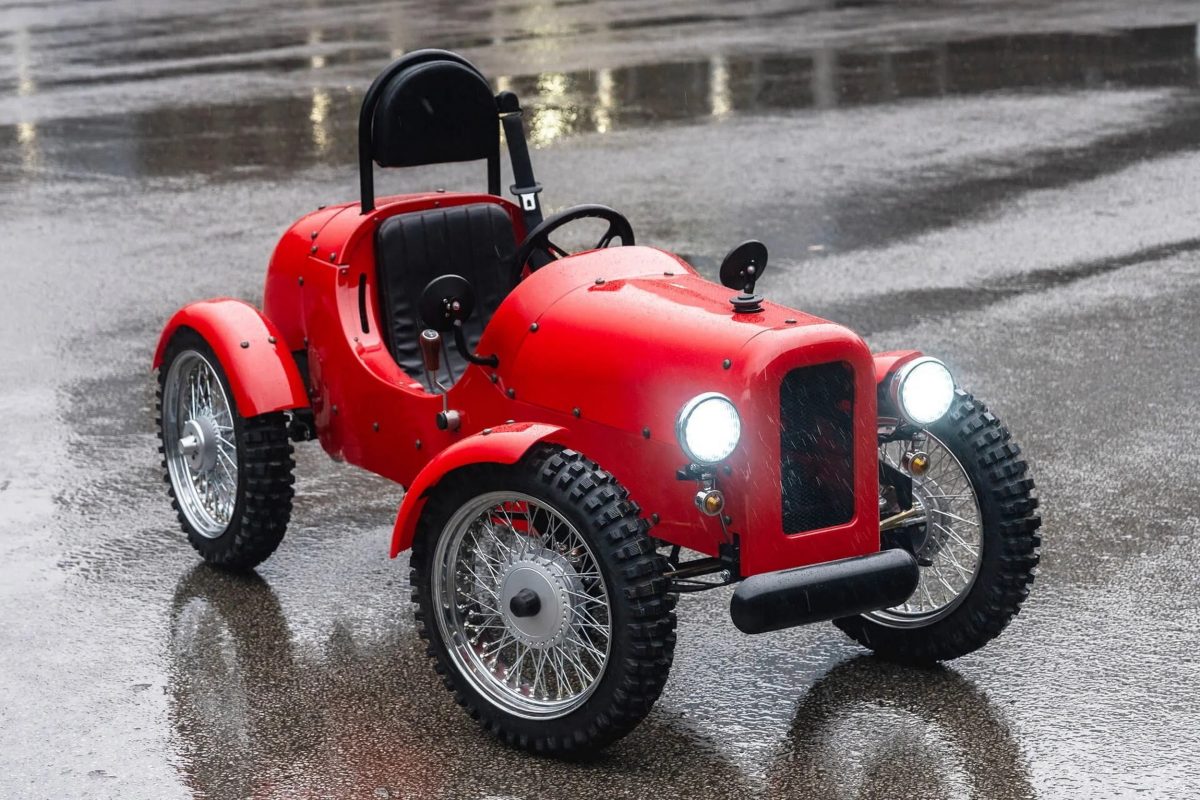 Chelsea Rivet: представлено крихітний одномісний позашляховик з мотором 125 кубів - фото 4