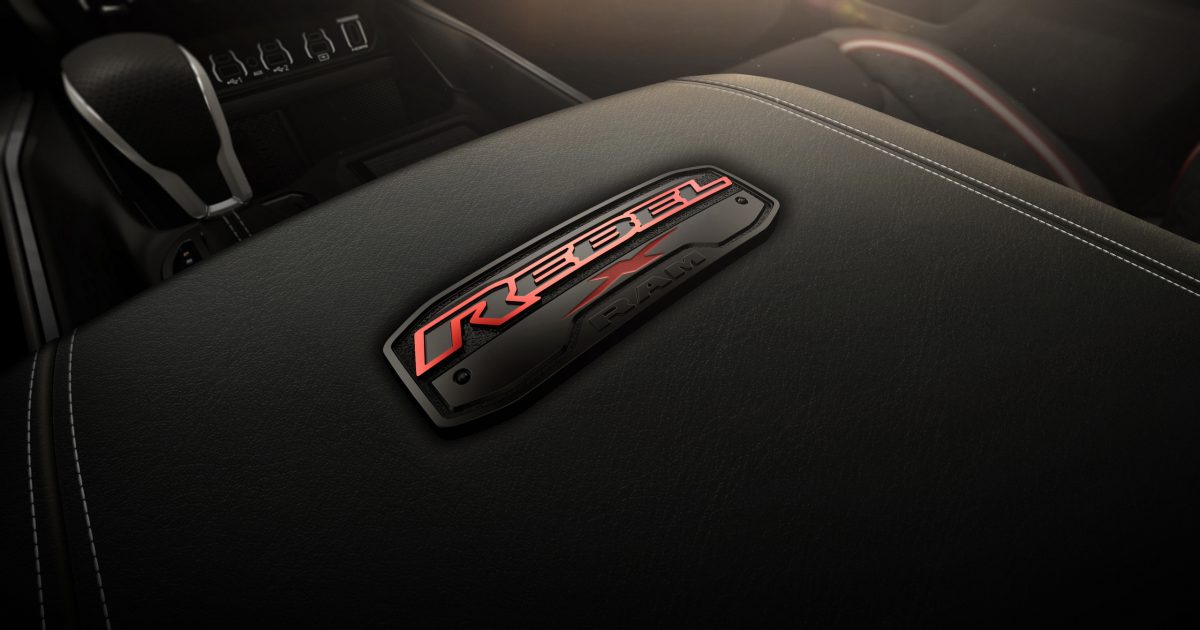 Ram повертає улюблений фанатами пікап 1500 Rebel X: що нового у моделі 2026 року - фото 4