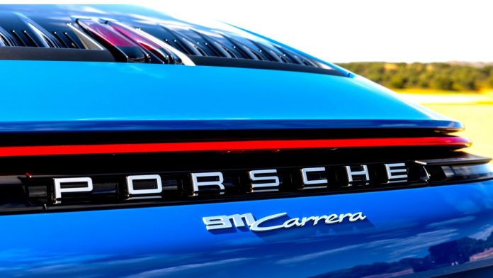 У Техасі поліція закрила автосалон із промовистою назвою «Legit Auto Group»: ціни були надто низькими