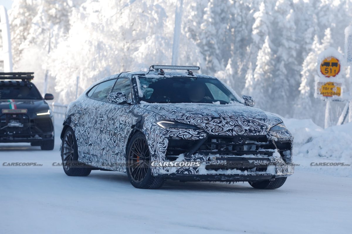 Оновлений Lamborghini Urus Performante вперше засвітився на тестах: він стане гібридом - фото 2