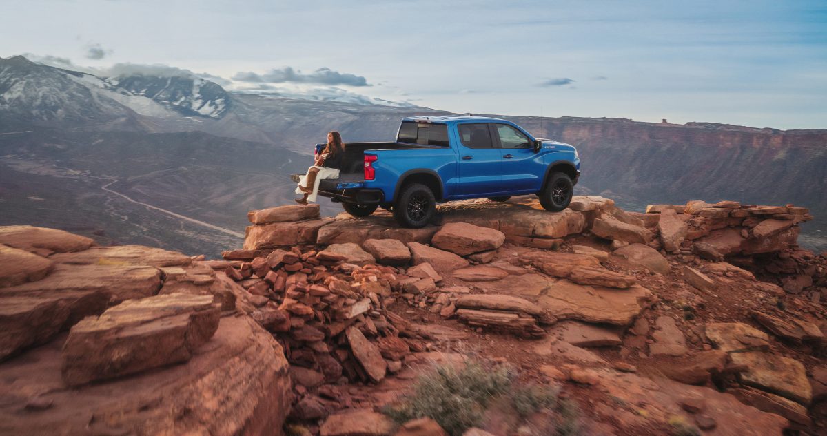 Chevrolet відроджує легендарну рекламу 50-х років та кидає виклик Stellantis - фото 1