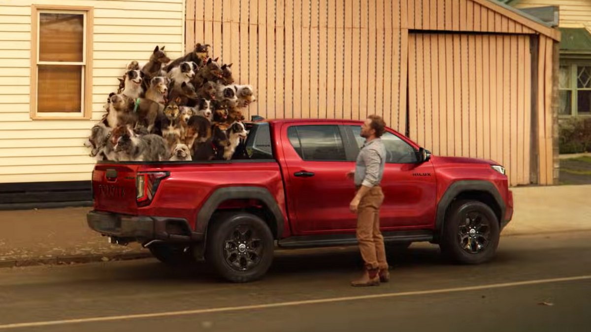 В Австралії заборонили рекламу Toyota Hilux через собак у кузові: деталі курйозного скандалу - фото 6