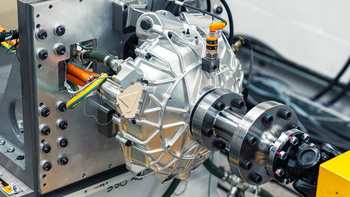 Mercedes-AMG готує революцію: 1000-сильний електричний крос-купе та нова стратегія - фото 1