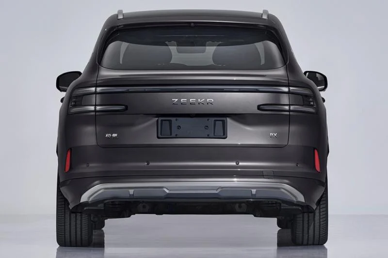 Zeekr готує монстра: розкрито дизайн та характеристики нового 8X потужністю 1381 к.с. - фото 3