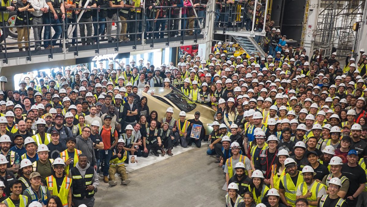 Tesla судиться з владою Каліфорнії через звинувачення у брехні про автопілот - фото 2